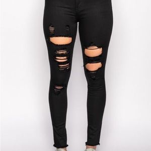 Black Distressed AKIRA Jeans Size 3